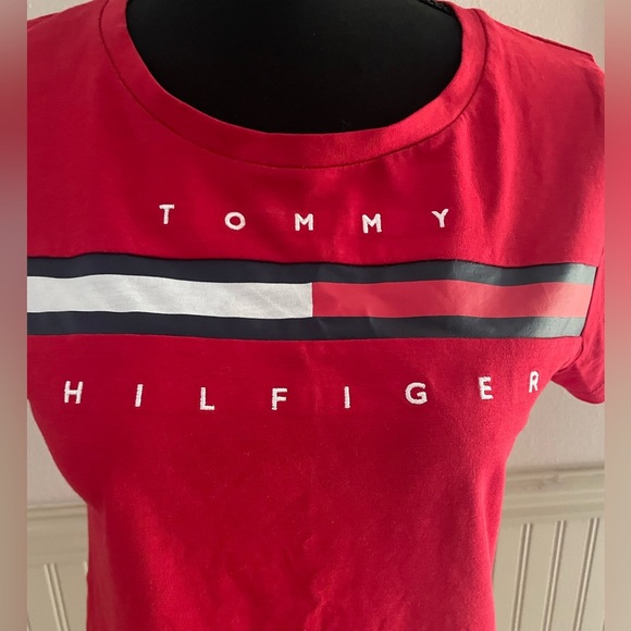 100% Cotton Tommy Hilfiger Red Short Sleeve Tee - Picture 5 of 6